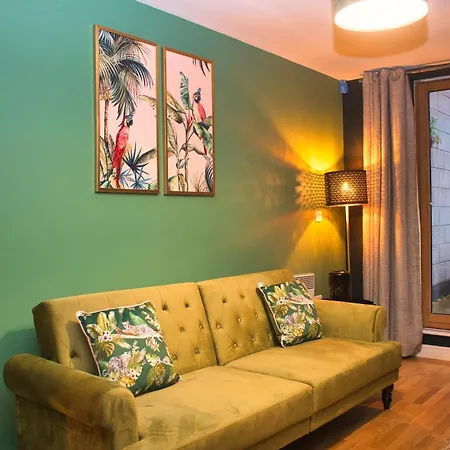 Spacious City Centre Apt - Free Parking - Ao Arena Manchester Buitenkant foto