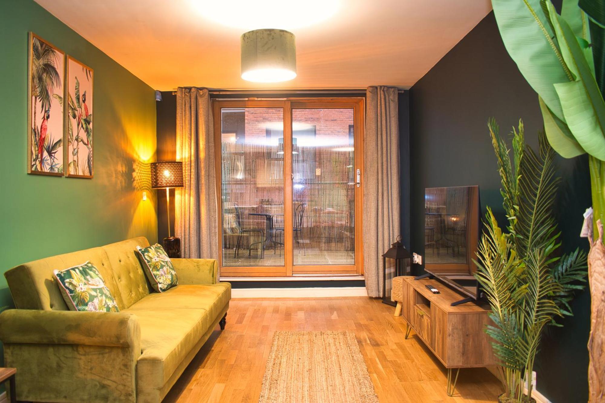 Apartment Spacious City Centre Apt - Free Parking - Ao Arena